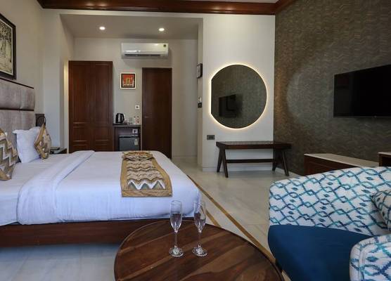 Vrinda Hotel 1