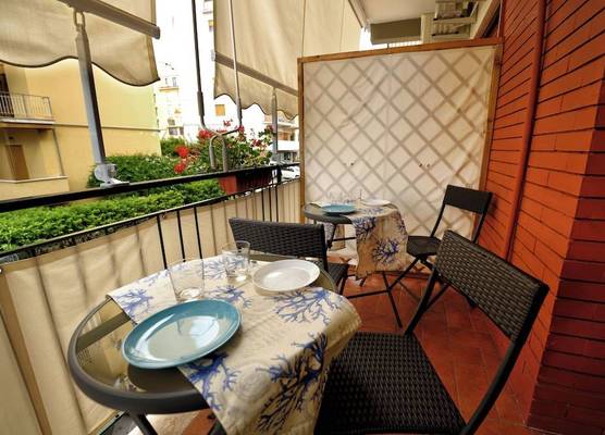 Sorrento Rooms 1