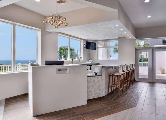 Cabana Shores Hotel 1