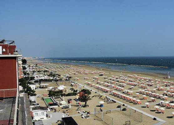 Hotel Gin sul mare 1