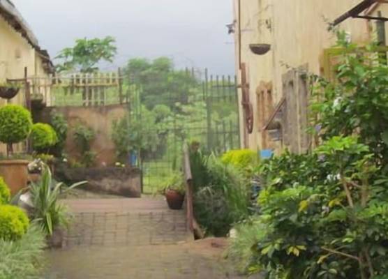 Hazyview Country Cottages 1