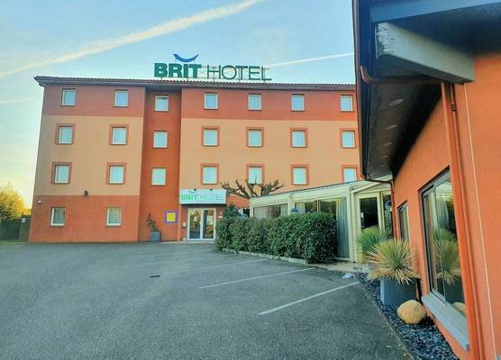 Brit Hotel Confort Montauban 1