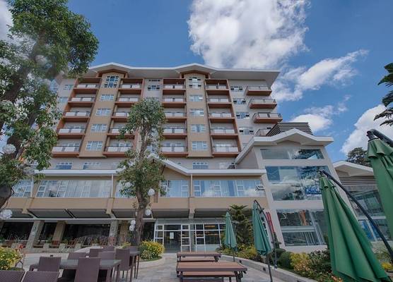 Newtown Plaza Hotel 1