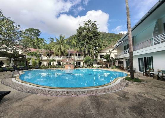 V Beach Resort 1