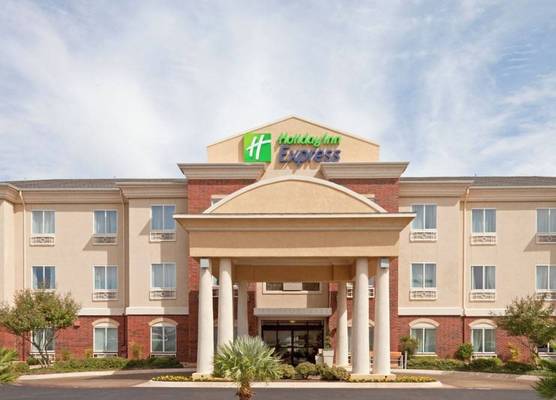 Holiday Inn Express & Suites SAN ANGELO by IHG 1
