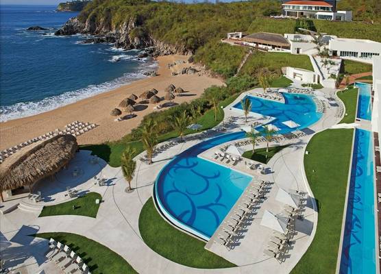 Secrets Huatulco Resort & Spa 1