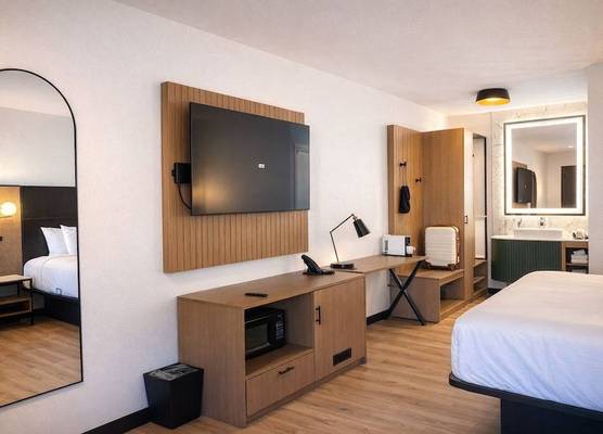 Merry Acres Inn 1