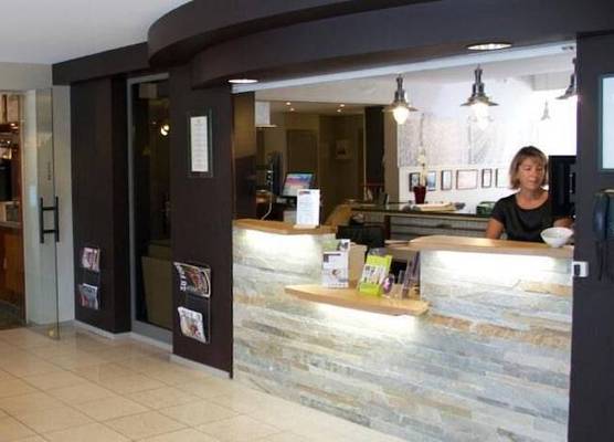 Logis Hotel Restaurant Au Chêne Vert, Saint-Brieuc 1