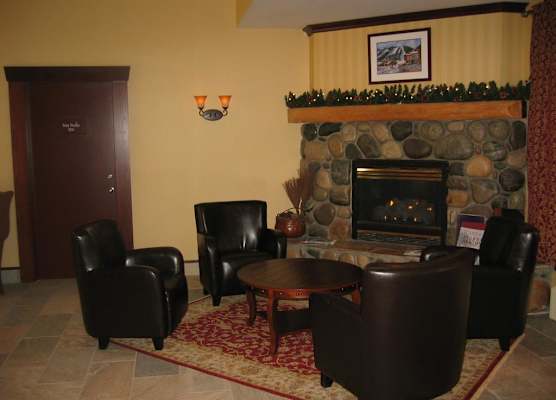 Sun Peaks Lodge 1