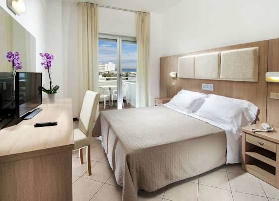 Hotel Cormoran 1