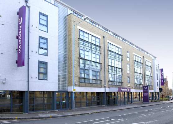 Premier Inn London Kew Bridge 1