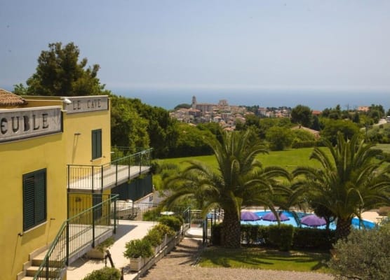 Hotel Le Cave 1