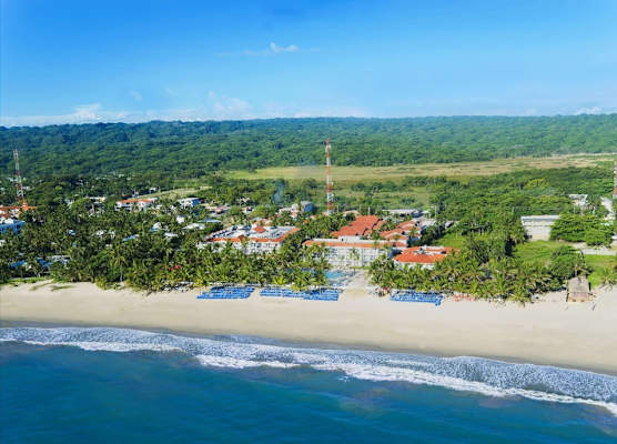 Viva Tangerine by Wyndham, A Trademark All Inclusive 1