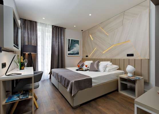 Sailor Boutique Rooms 1