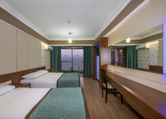 Tac Premier Hotel & Spa 1