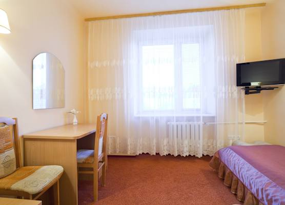 Hotel Iskra 1