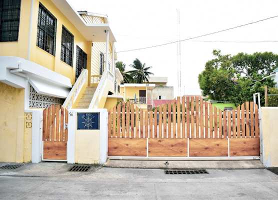 Sir Angel's Guesthouse 1