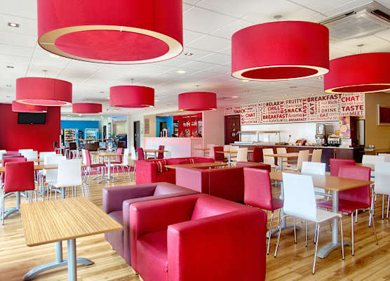 Travelodge Birmingham Airport 1