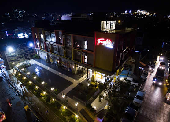 Travelite Express Hotel 1