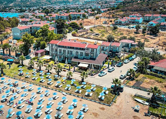 Navalia Hotel 1