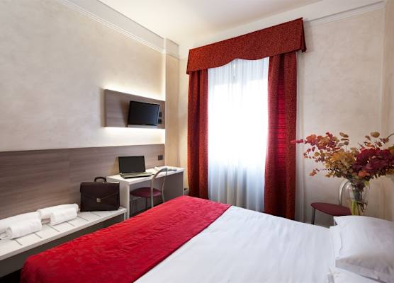 Hotel Gamma 1