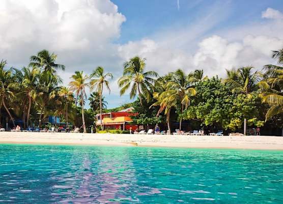 Hotel Cocoplum Beach 1