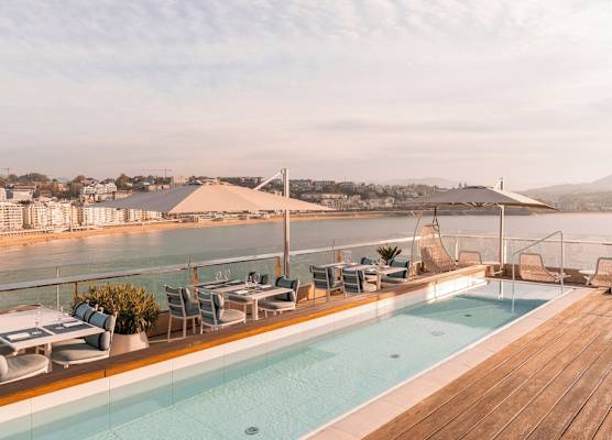 Lasala Plaza Hotel - Adults Only 1
