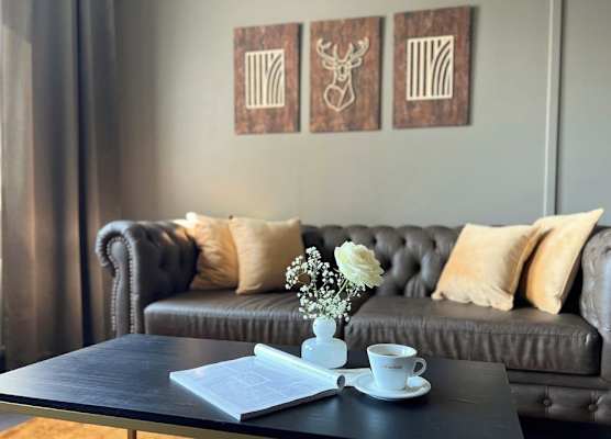 Hotel Golden Circle Suites 1