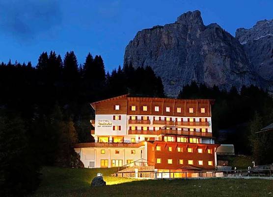 Hotel Meisules 1