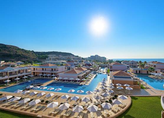 La Marquise Luxury Resort Complex 1
