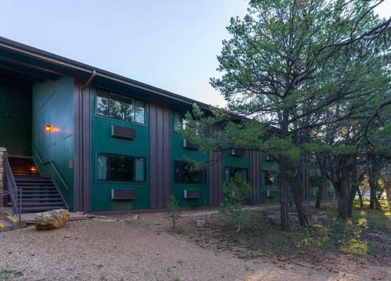 Yavapai Lodge East 1