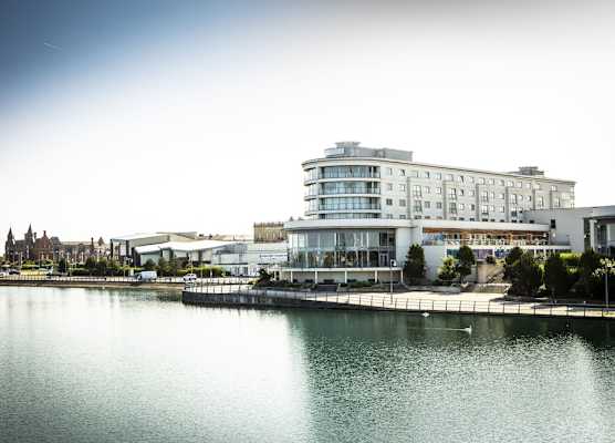 Waterfront Southport Hotel 1