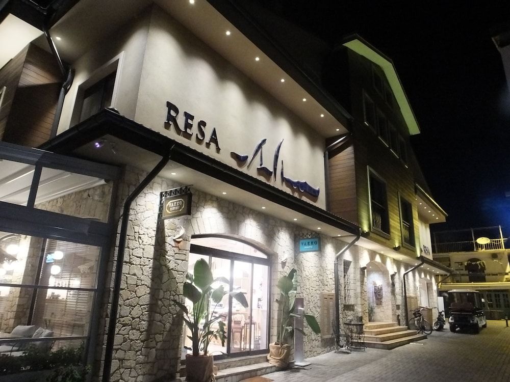 Lyon - Göcek - Resa Hotel Göcek - Göcek