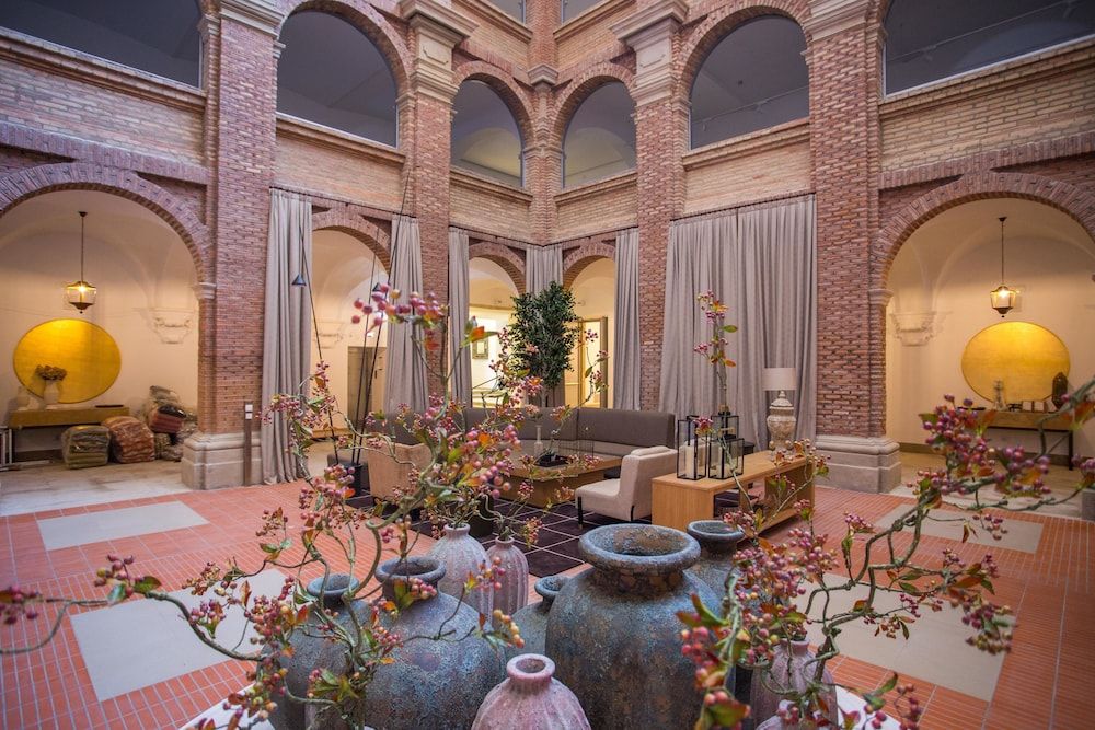 Nice - Lerida - Parador de Lleida - Lerida