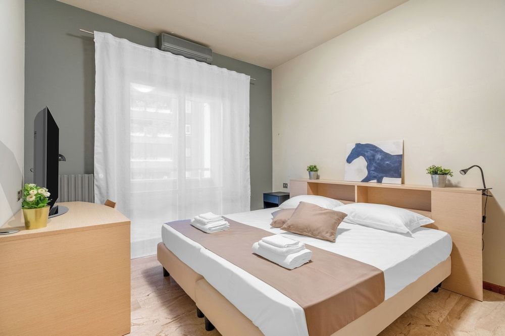Strasbourg - Milan - Casa da Suite Fraschini - Milan