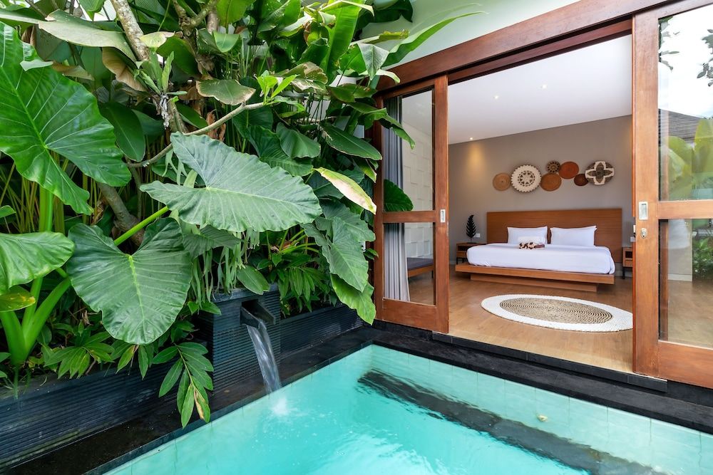 Lyon - Canggu-Bali - Annupuri Villas Bali - Canggu-Bali
