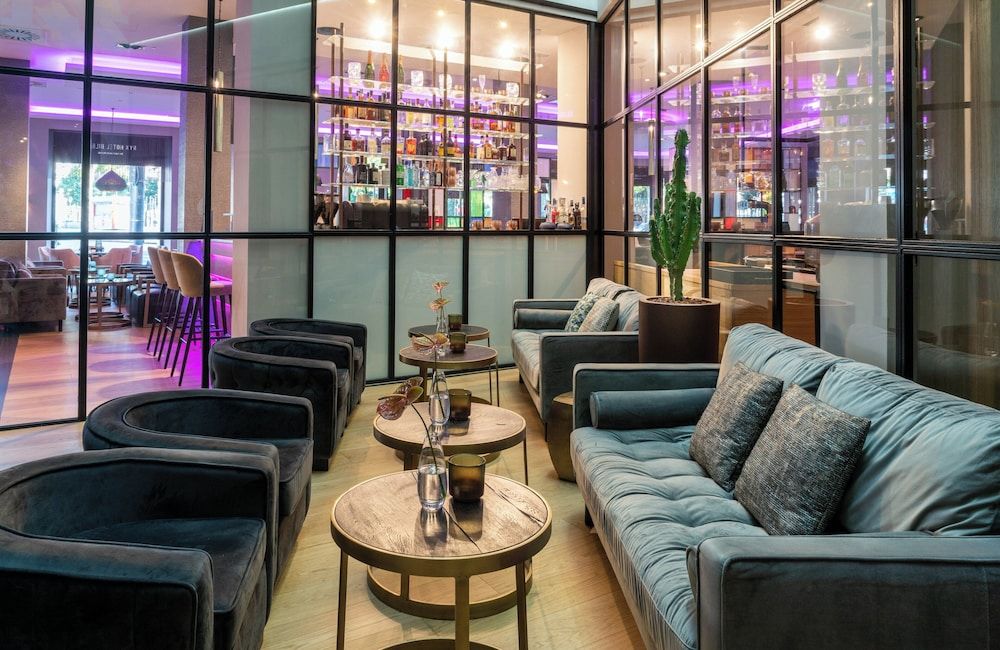 Paris - Bilbao - NYX Hotel Bilbao by Leonardo Hotels - Bilbao