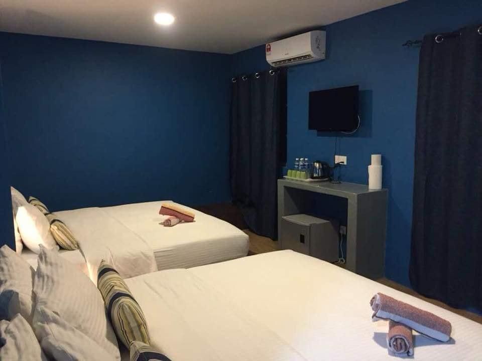 Paris - Pantai Cenang - Nu Melati Hotel - Pantai Cenang
