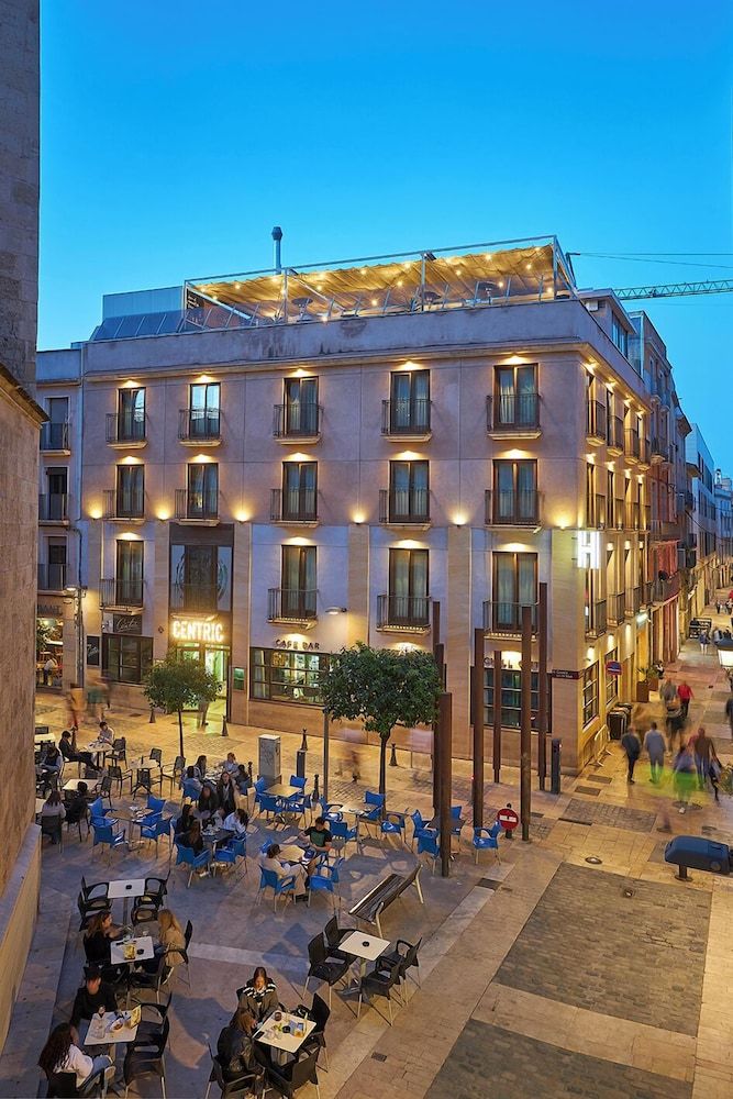 Paris - Reus - Hotel Centre Reus - Reus