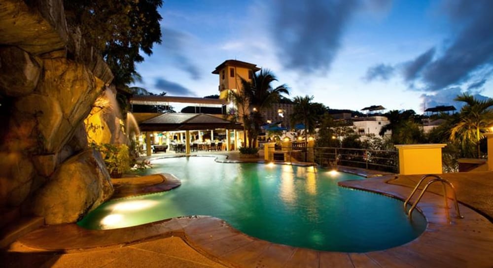 Marseille - Île de Phuket, Thaïlande - C & N Resort and Spa - SHA Extra Plus - Île de Phuket, Thaïlande
