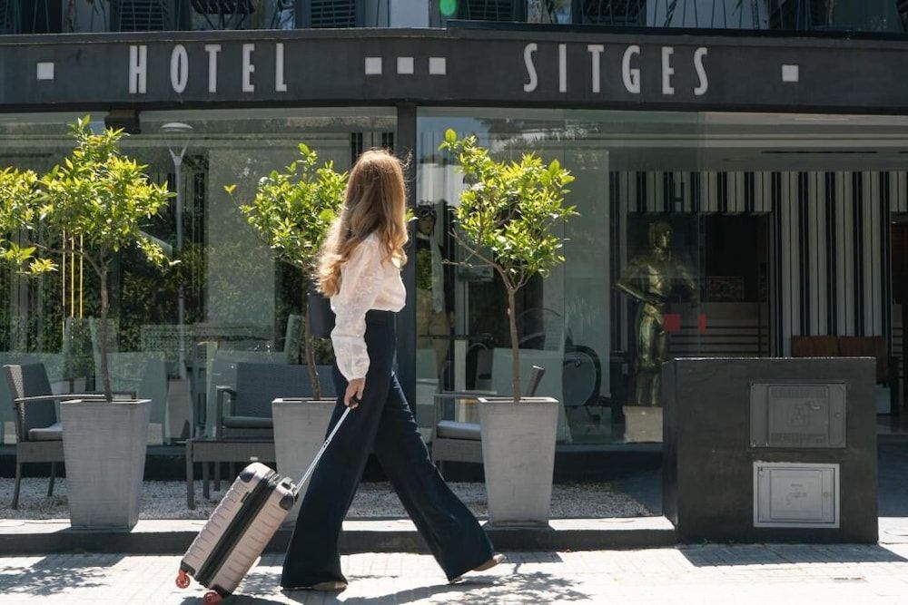 Paris - Sitges - Hotel Sitges - Sitges