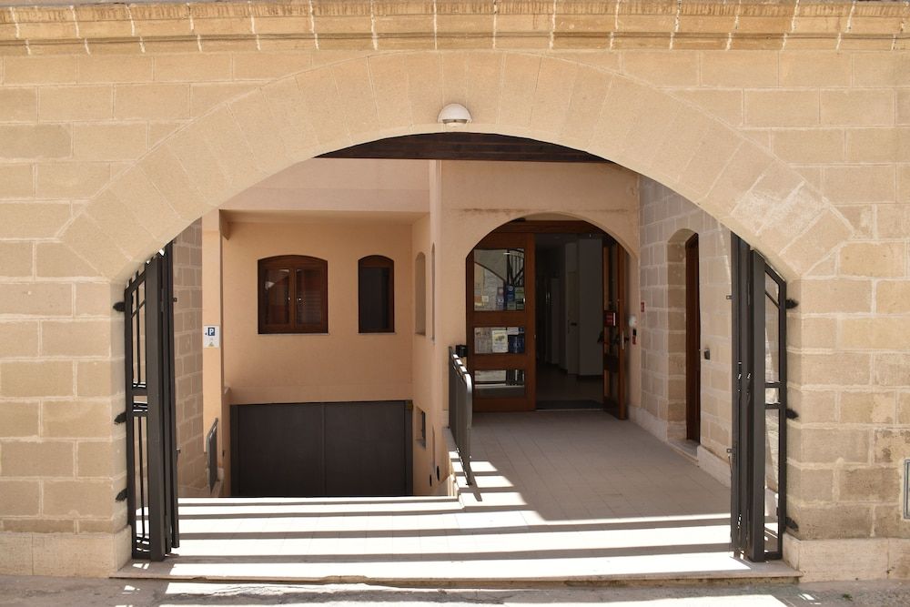 Nice - Favignana - Hotel Il Portico - Favignana