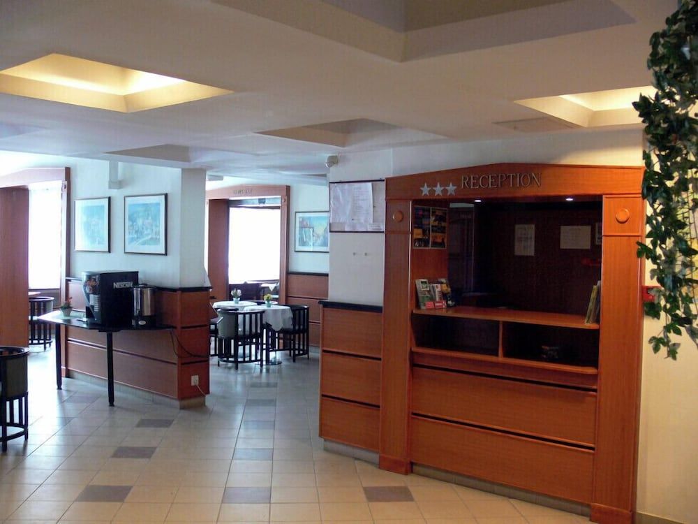 Lyon - Budapest - Hid Hotel - Budapest