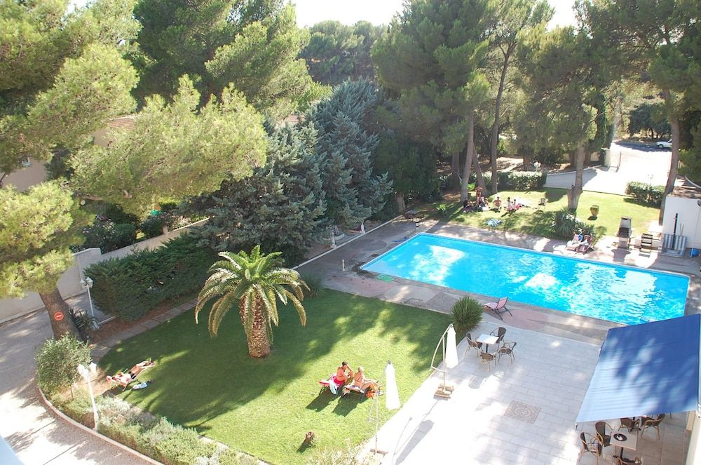 Paris - Fos-sur-Mer - Cit'Hotel Le Mirage - Fos-sur-Mer