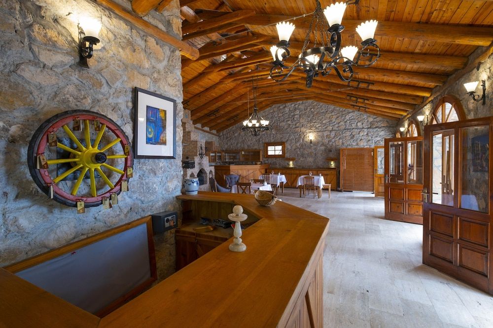 Bâle Mulhouse - Faralya - Watermill Hotel - Faralya
