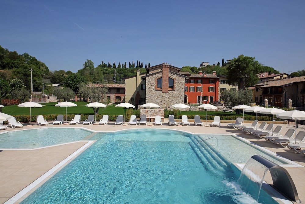 Paris - Peschiera del Garda - Residence Borgo Mondragon - Peschiera del Garda
