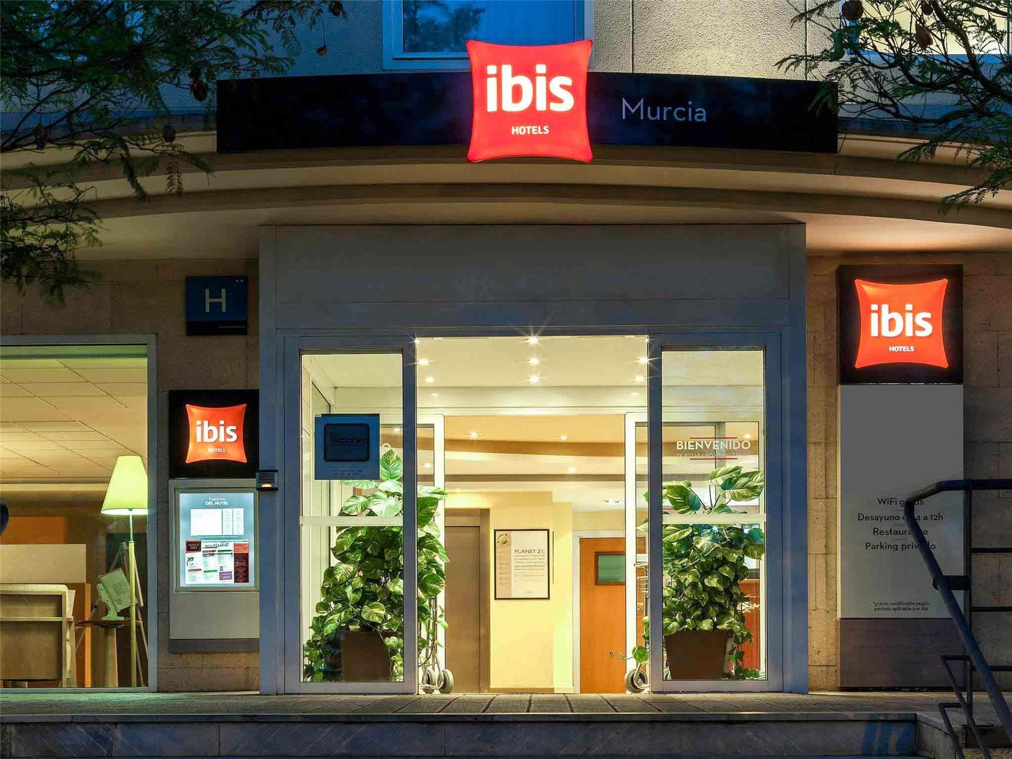 Ibis Murcia 1