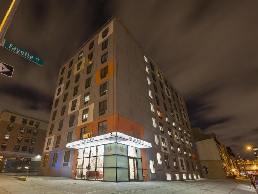 Lyon - Brooklyn (NY) - Bklyn House Hotel New York Brooklyn - Brooklyn (NY)