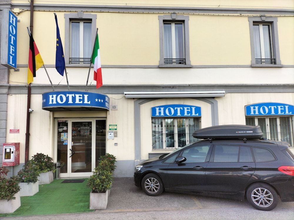 Paris - Brescia - Hotel Della Volta - Brescia