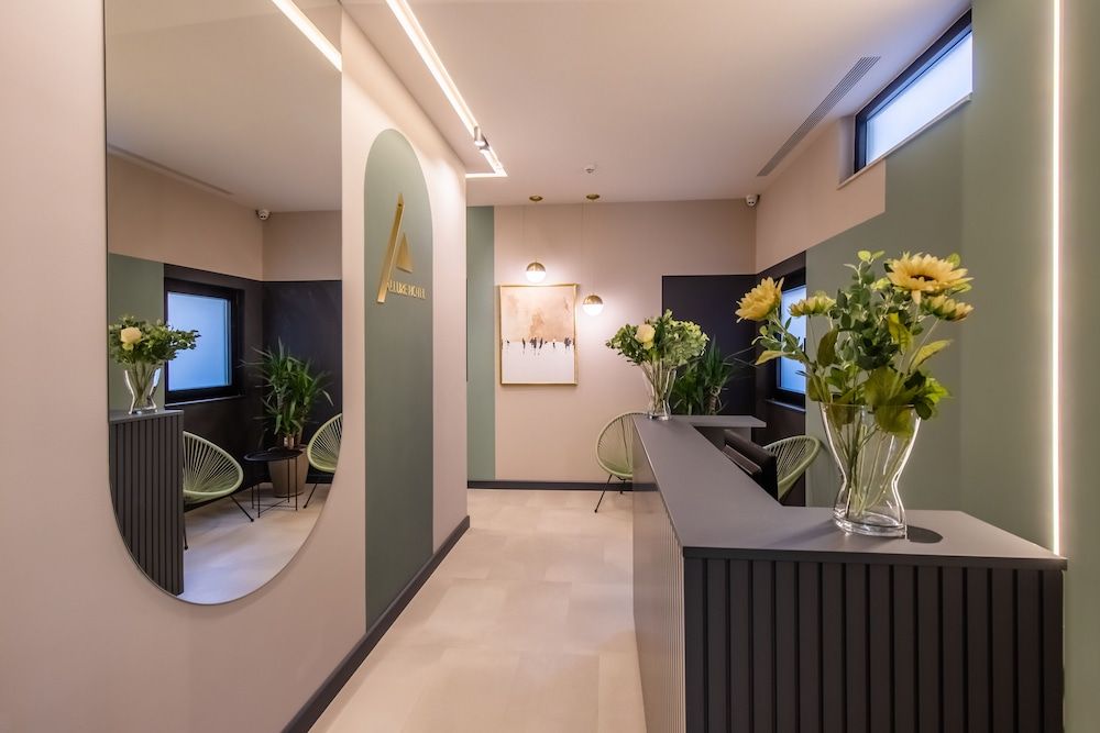 Lyon - Tiranë - Allure Boutique Hotel - Tiranë